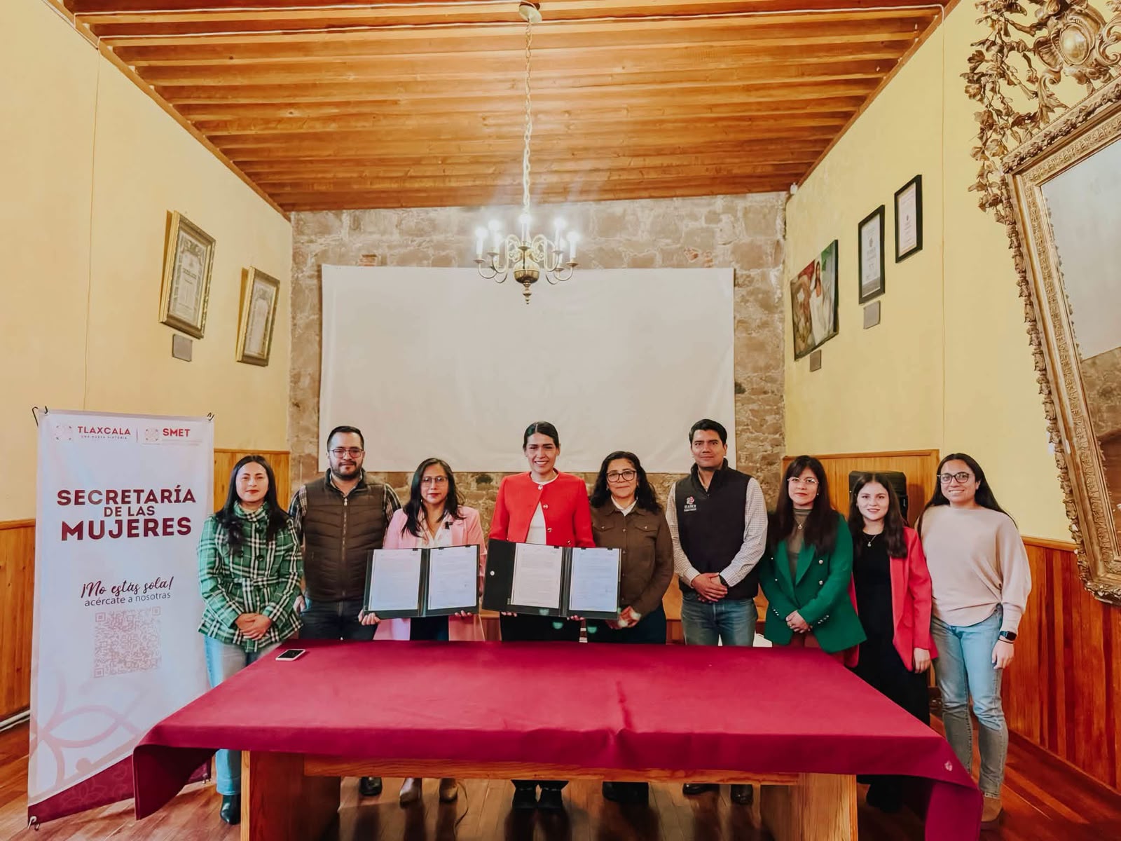 Tlaxco, primer municipio en firmar convenio para fortalecer la atención y protección a mujeres víctimas de violencia